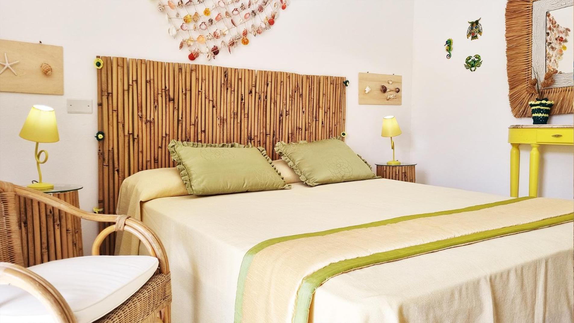 Casa Vacanza Vista Mare Кустоначі Екстер'єр фото