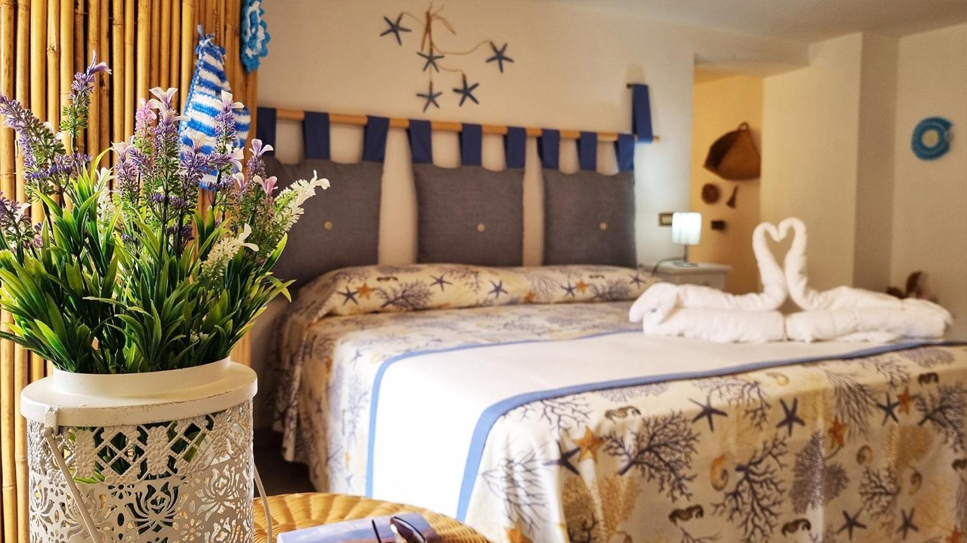 Casa Vacanza Vista Mare Кустоначі Екстер'єр фото